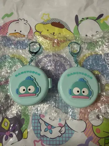 산리오 캐릭터 대상 시크릿 거울 포함 컴팩트 브러쉬 한교동