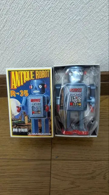 앤티크 로봇 R-35