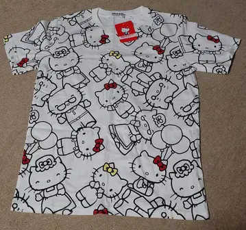 키디랜드 하라주쿠점 한정판 T셔츠 헬로키티 y2k 헤이세이 레트로