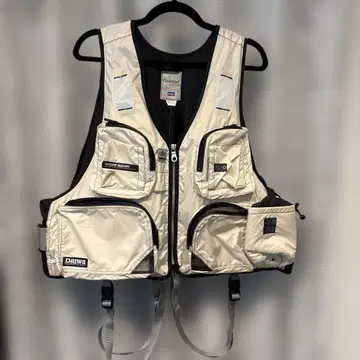 새상품급 다이와 GREAT BANFF 플로팅 베스트 L 사이즈