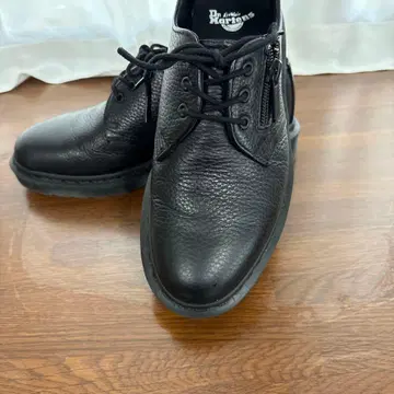닥터마틴 1461W 스테디셀러 3홀 가죽 신발 새상품급