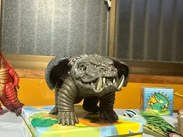 울트라맨 괴수 고모라 소프트 비닐 피규어