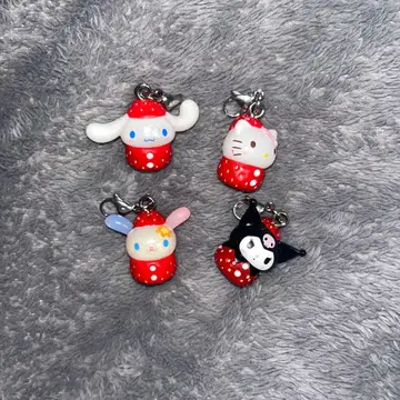 산리오 딸기 메지루시 액세서리 쿠로미 키티 우사하나 시나몬