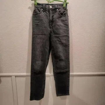LEVI'S 70S HIGH SLIM STRAIGHT