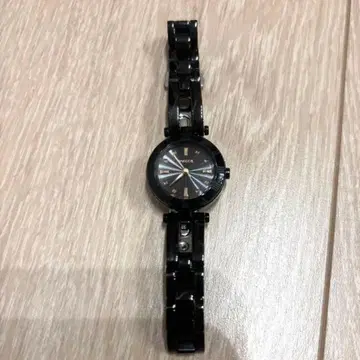 시티즌 wicca 위카 솔라텍 하프 뱅글 모델 블랙