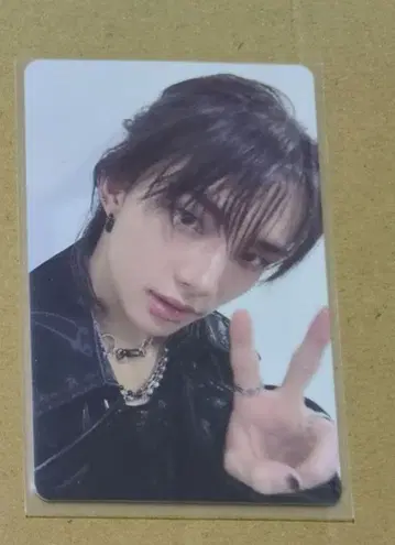현진 트레이딩 카드 스크래치