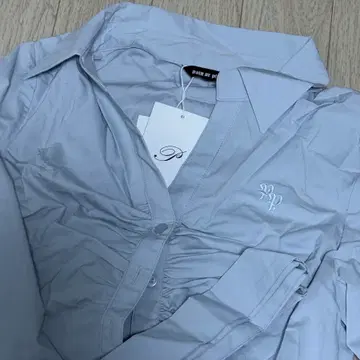 페인오어플레져 비비안 셔츠 블루 VIVIAN SCARF SHIRT blu | 셔츠 