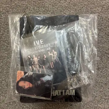 IVE VIP 특전 굿즈 WORLD TOUR SHOW WHAT I AM
