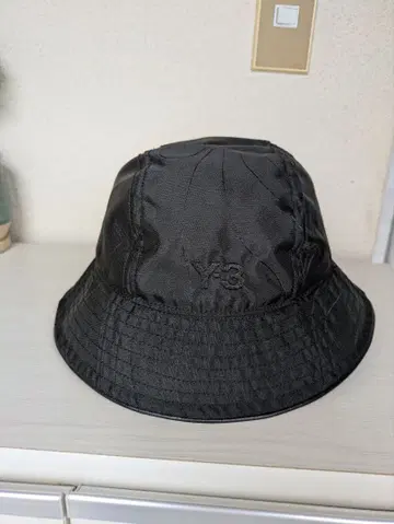 Y-3 블랙 버킷햇