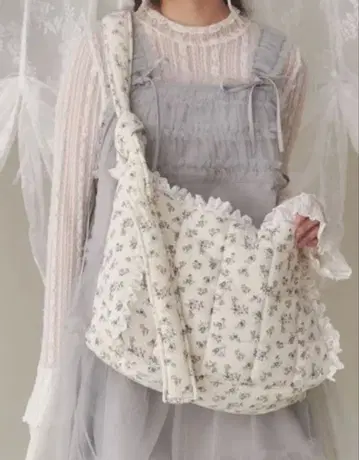 merry jenny 꽃 무늬 거즈 퀼트 숄더백