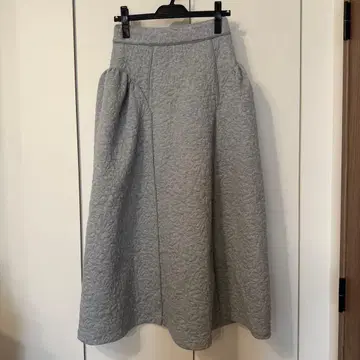 bibiy. JOANNE SKIRT 롱 꽃무늬 퀼팅 스커트 그레이 M