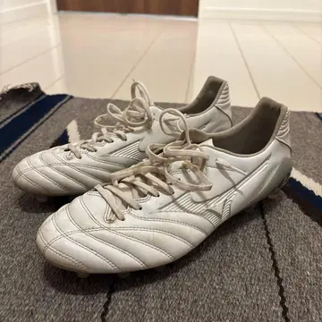 Mizuno Monarcida NEO2Pro 화이트 스파이크