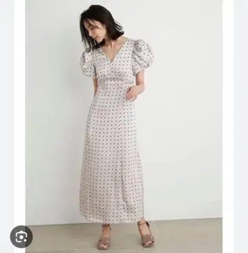 [ 새상품급 ] snidel 개더 퍼프 슬리브 도트 원피스 M 사이즈