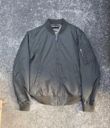 90s 00s y2k 유니클로 MA-1 스타일 올리브 그린 자켓