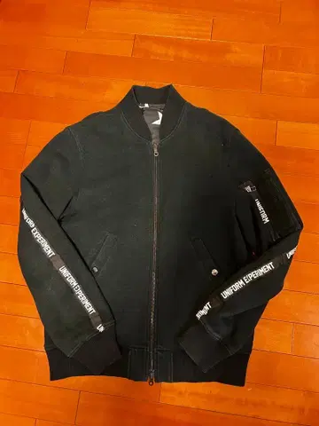 유니폼 익스페리먼트 MA-1 자켓