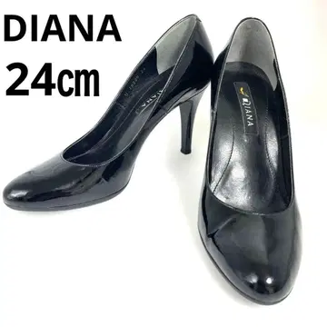 극미품 DIANA 다이애나 에나멜 펌프스 블랙 24cm