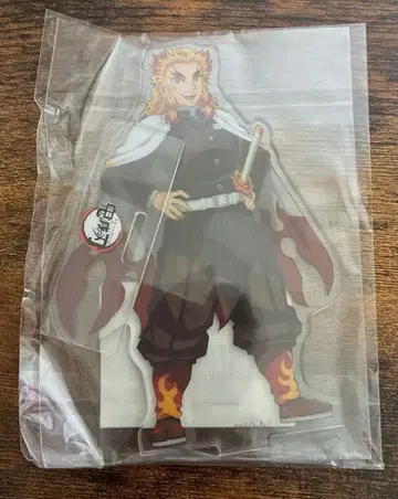 귀멸의 칼날 무한열차편 렌고쿠 쿄쥬로 아크릴 스탠드