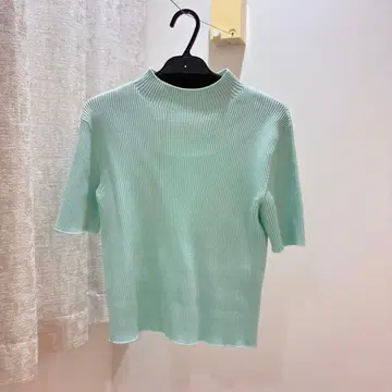 CFCL 포트레이트 반팔 탑 민트 F