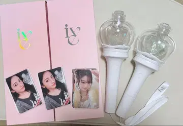 IVE 공식 응원봉 ver2 2개 세트 VIP 한정판 트레이딩 카드 포함