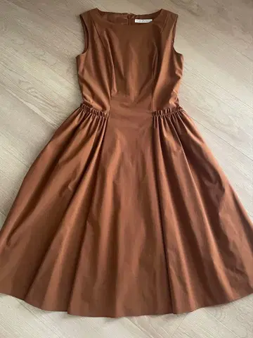 [새상품급] M-premier BLACK 허리 개더 원피스 34사이즈