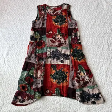 꽃무늬 슬리브리스 원피스 롱 기장 멀티 컬러 F 체형 커버 개성파