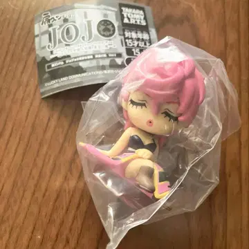 죠죠의 기묘한 모험 황금의 바람 어깨 쿵 Fig. 트리쉬 우나