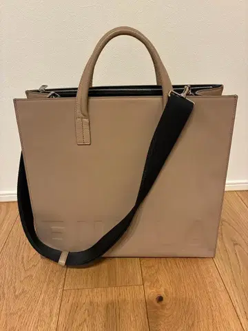 훌라 Furla 아틀란티스 가죽 토트백