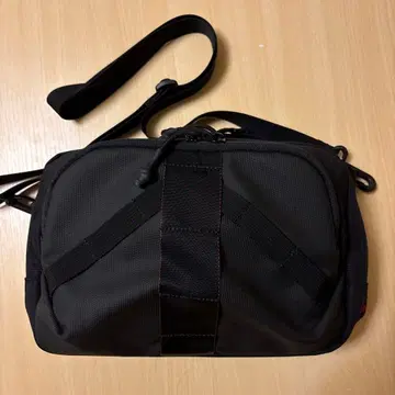 브리핑 레짓 A5 숄더백