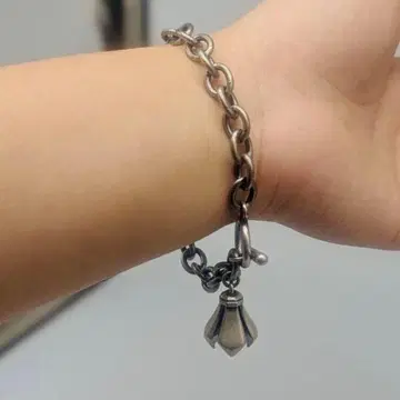 [ 레어 최저가 ] 치. 지구의 운동에 대하여 고뇌하는 배 팔찌