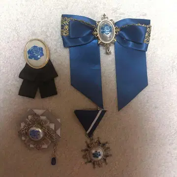 Ado VIP석 특전 브로치 묶음 판매