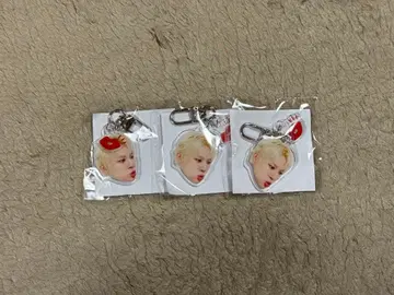 TREASURE 정환 얼굴 아크릴 키링 팝업 세트