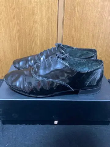 레페토 지지 Repetto zizi 패턴트 레더 신발