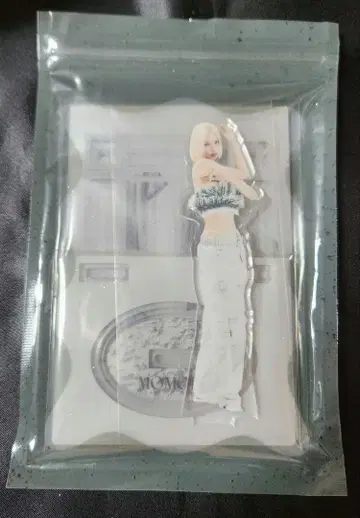 HANA MOMOKA NONSTOP 아크릴 스탠드 모모카