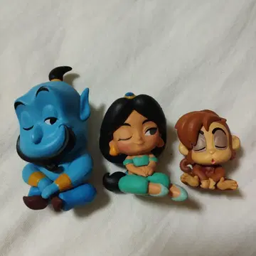 어깨 쿵 fig. 지니 재스민 아부 세트