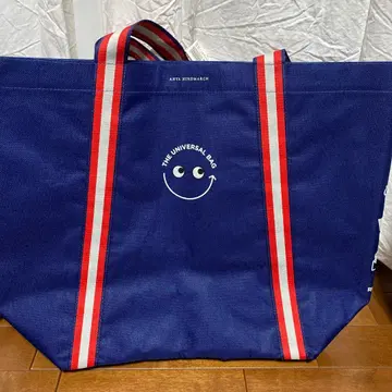 ANYA HINDMARCH THE UNIVERSAL BAG 네이비 L