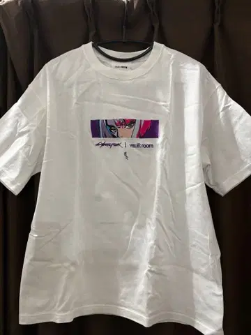 사이버펑크 | 볼트 룸 티 사이즈 M