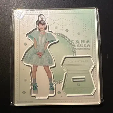 CUTIE STREET 이타쿠라 카나 신 의상 공개 아크릴 스탠드