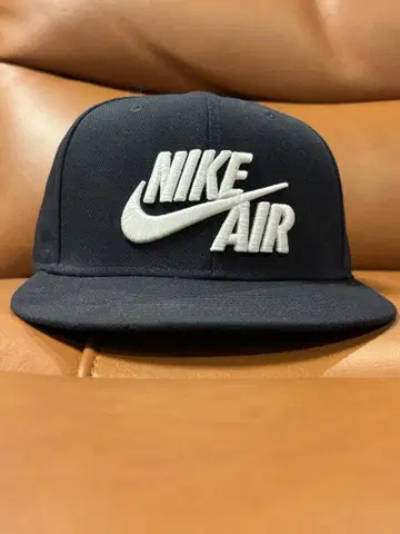 레어 새상품급 NIKE AIR 캡 스트릿