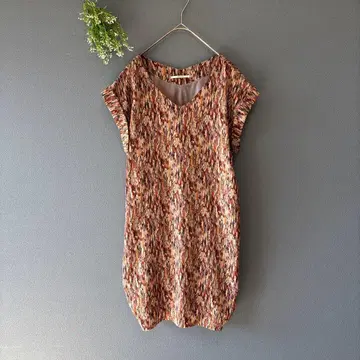 라보라토리워크 [M] 고급 레트로 개더 밑단 x 코쿤 뉴앙스 패턴 원피스