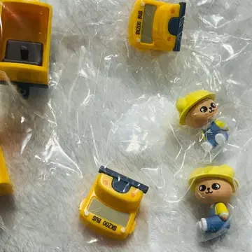 skzoo 스키즈 가챠 가샤폰 스쿨버스 피규어 퍼핌 2개