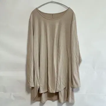 캘빈클라인 튜닉 티셔츠 뒷면 메탈 로고 베이지 루즈핏