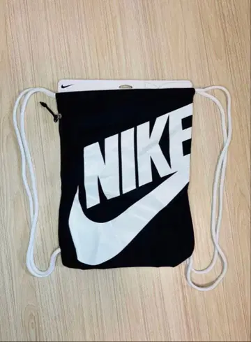 나이키 냅색 블랙/화이트