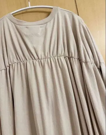 [택 포함 새상품] AUG 오그 백개더 원피스 베이지