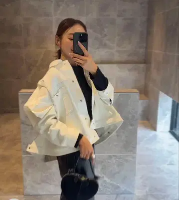 리텐 욕심쟁이 데님 자켓 화이트