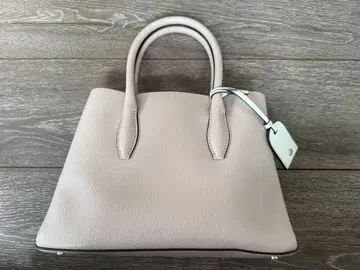 라이트 베이지 가죽 토트백 FURLA