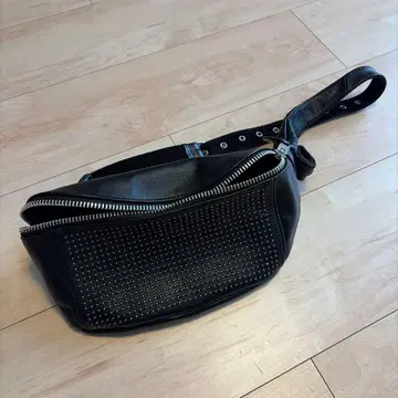 Schott 샷 가죽 패디드 바디 백 스터드 커스텀