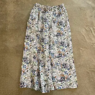 베리떼꾸르 꽃무늬 팬츠