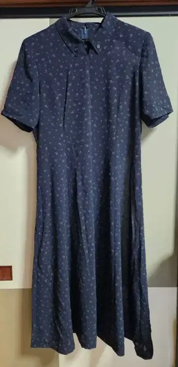 네이비 꽃무늬 반팔 원피스 9호