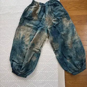 istist 초목 염색 린넨 네이비 나염 팬츠