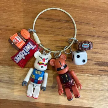 BE@RBRICK 베어브릭 건담 주렁주렁 키링 스트랩